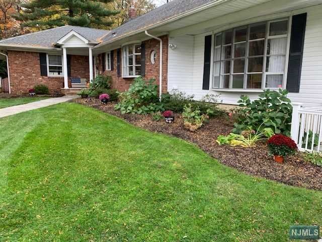 Property Photo:  19 Highland Drive  NJ 07006 