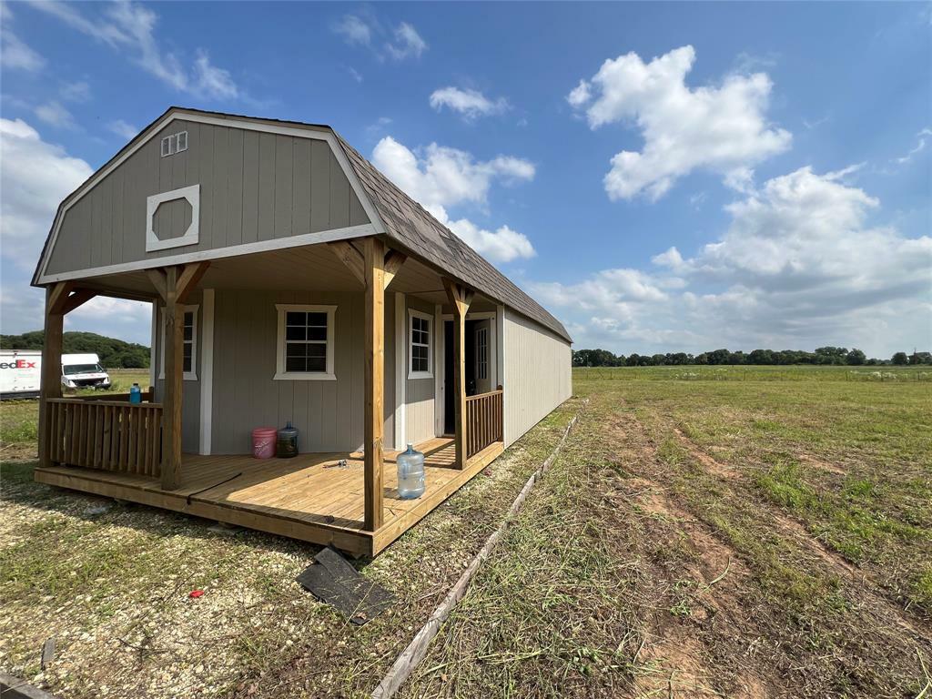 Property Photo:  1757 County Road 252  TX 76471 