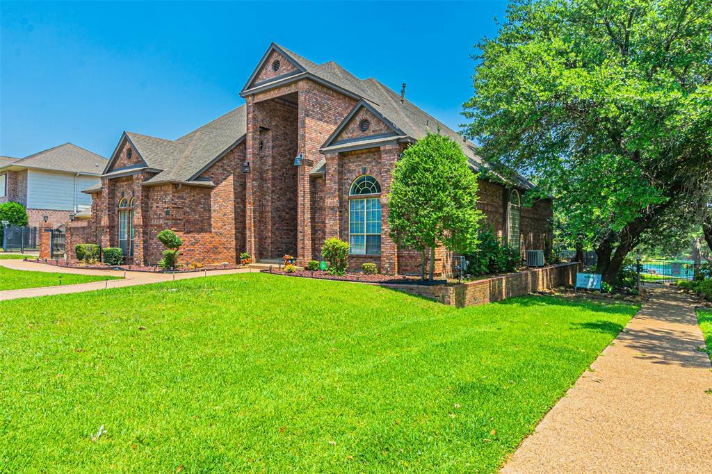 Property Photo:  5205 Vicksburg Drive  TX 76017 