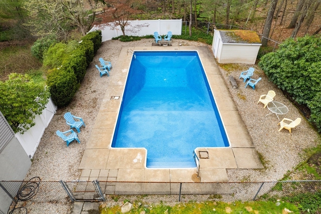Property Photo:  25 Farrwood Dr  MA 01810 