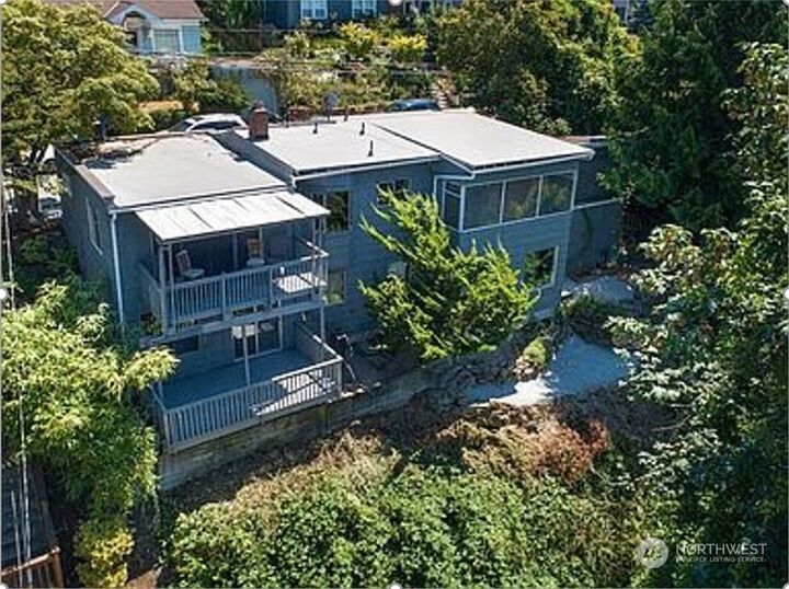 2219 11th Avenue W  Seattle WA 98119 photo