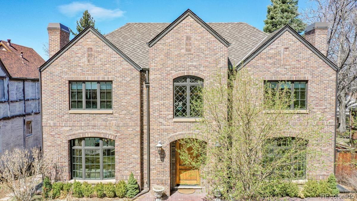 Property Photo:  865 S Cove Way  CO 80209 