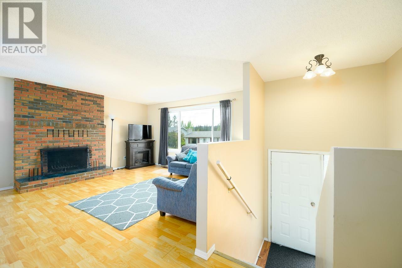 Property Photo:  138 Birch Cres  BC V0K 1W0 