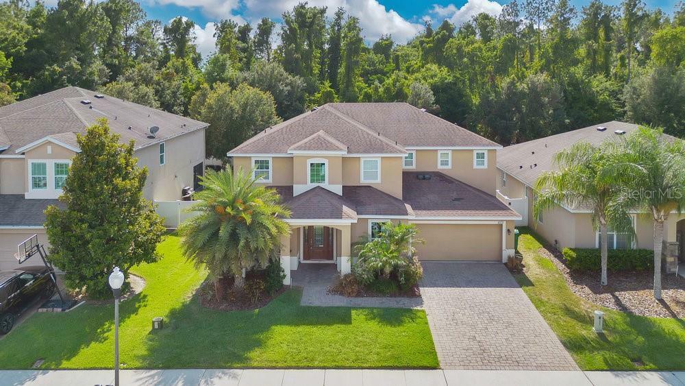 Property Photo:  1073 Vinsetta Circle  FL 34787 