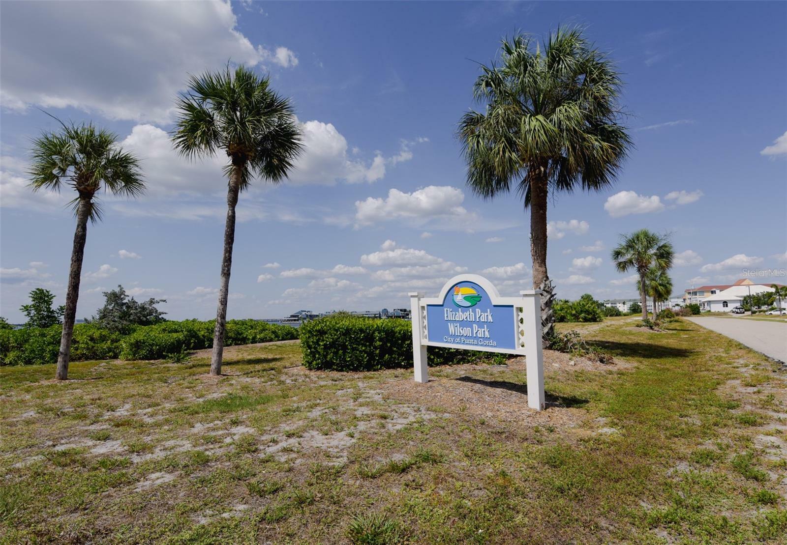 Property Photo:  1477 Park Beach Circle 14  FL 33950 