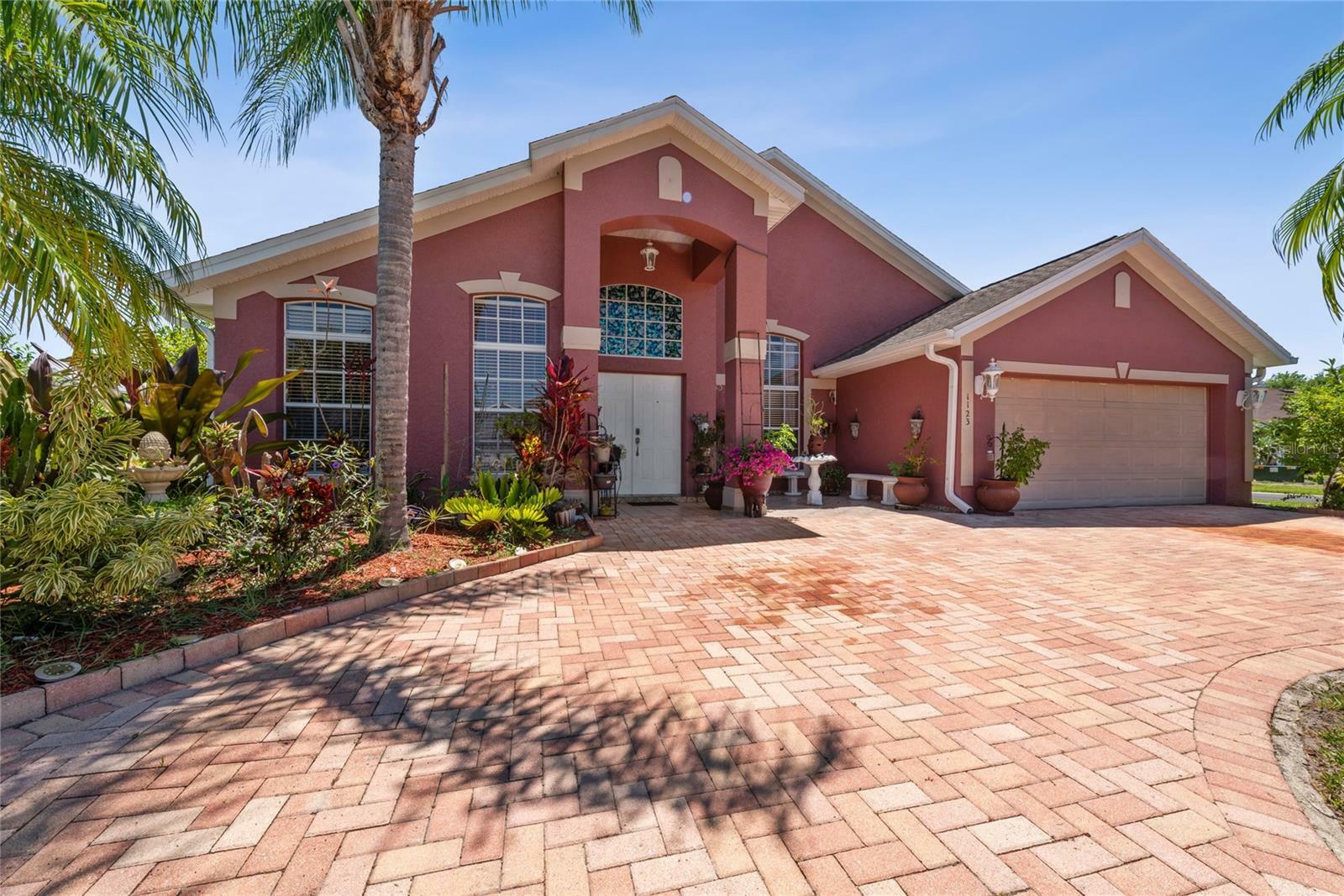 Property Photo:  1123 Prosperity Ave  FL 34744 