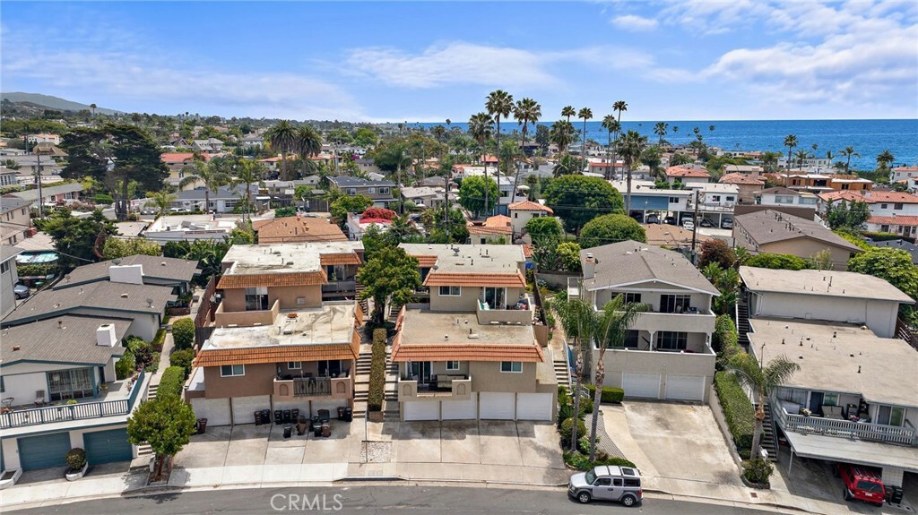 Property Photo:  315 Avenida Santa Barbara  CA 92672 