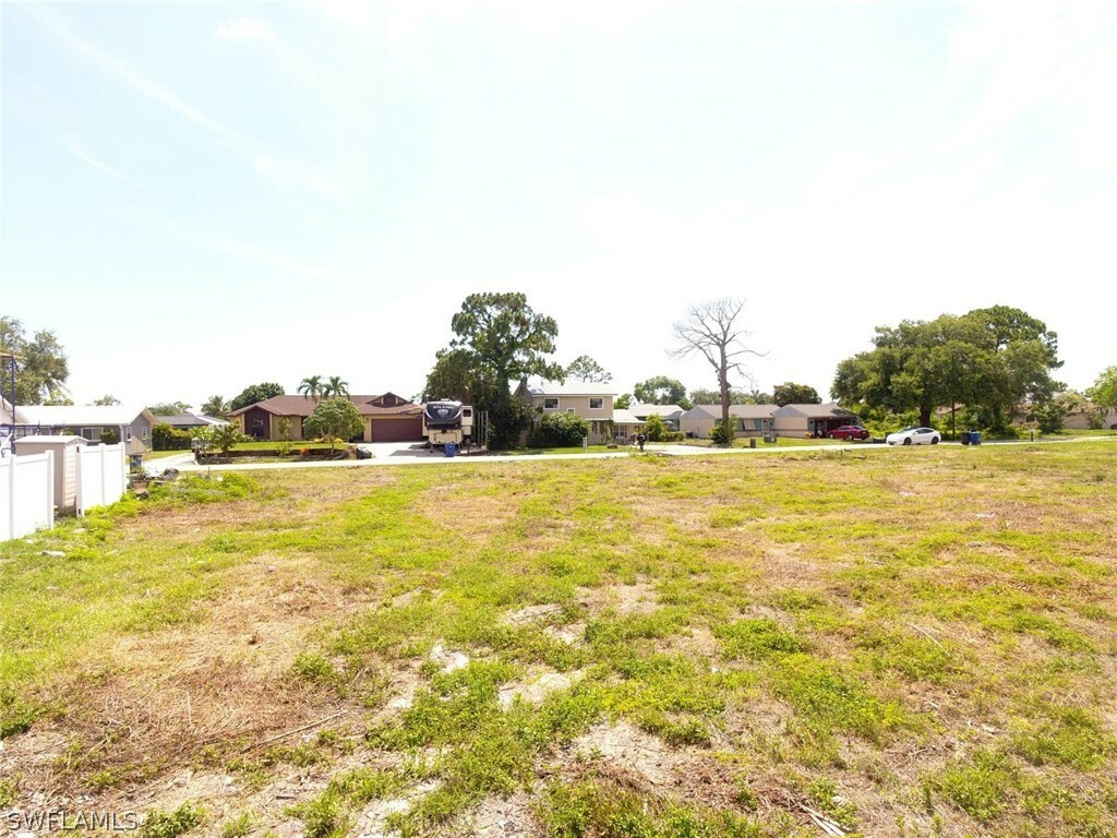 Property Photo:  18561 Rosewood Road  FL 33967 