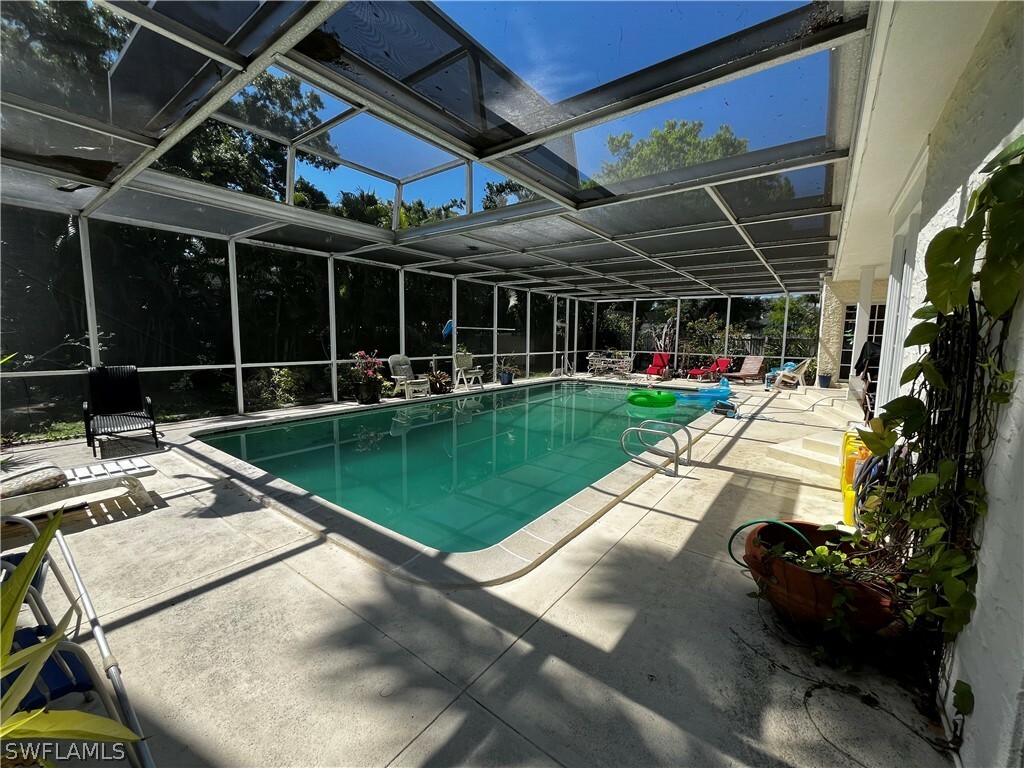 Property Photo:  1248 Osceola Drive  FL 33901 