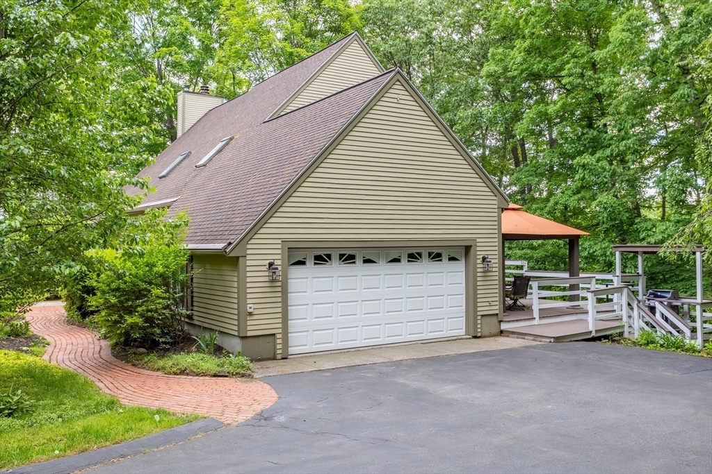 Property Photo:  2 Autumn Hill  MA 01453 