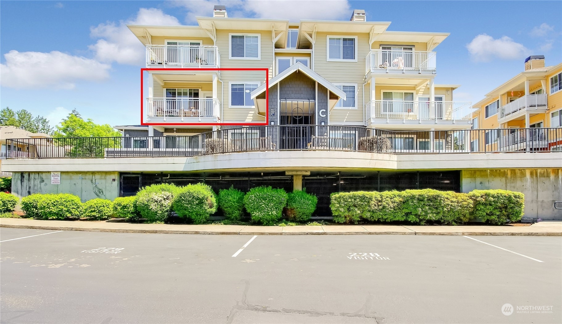 Property Photo: 537 225th Lane NE C204 WA 98074