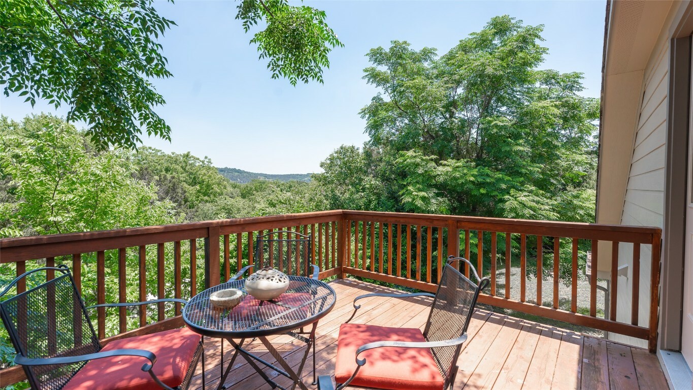 Property Photo:  2703 Palomino Drive  TX 78733 