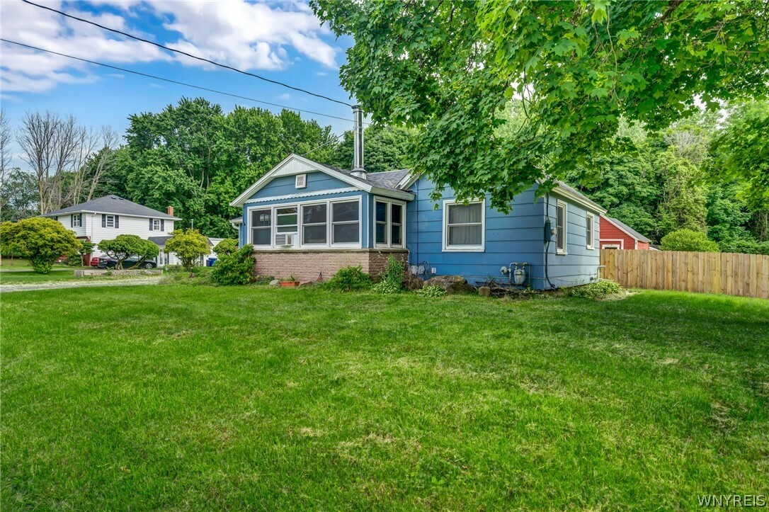 Property Photo: 147 Maple Avenue NY 14103