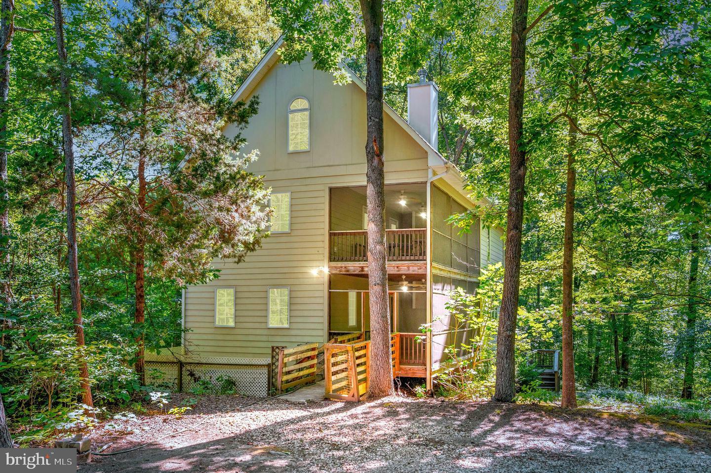 Property Photo:  16445 Maple Drive  VA 22427 