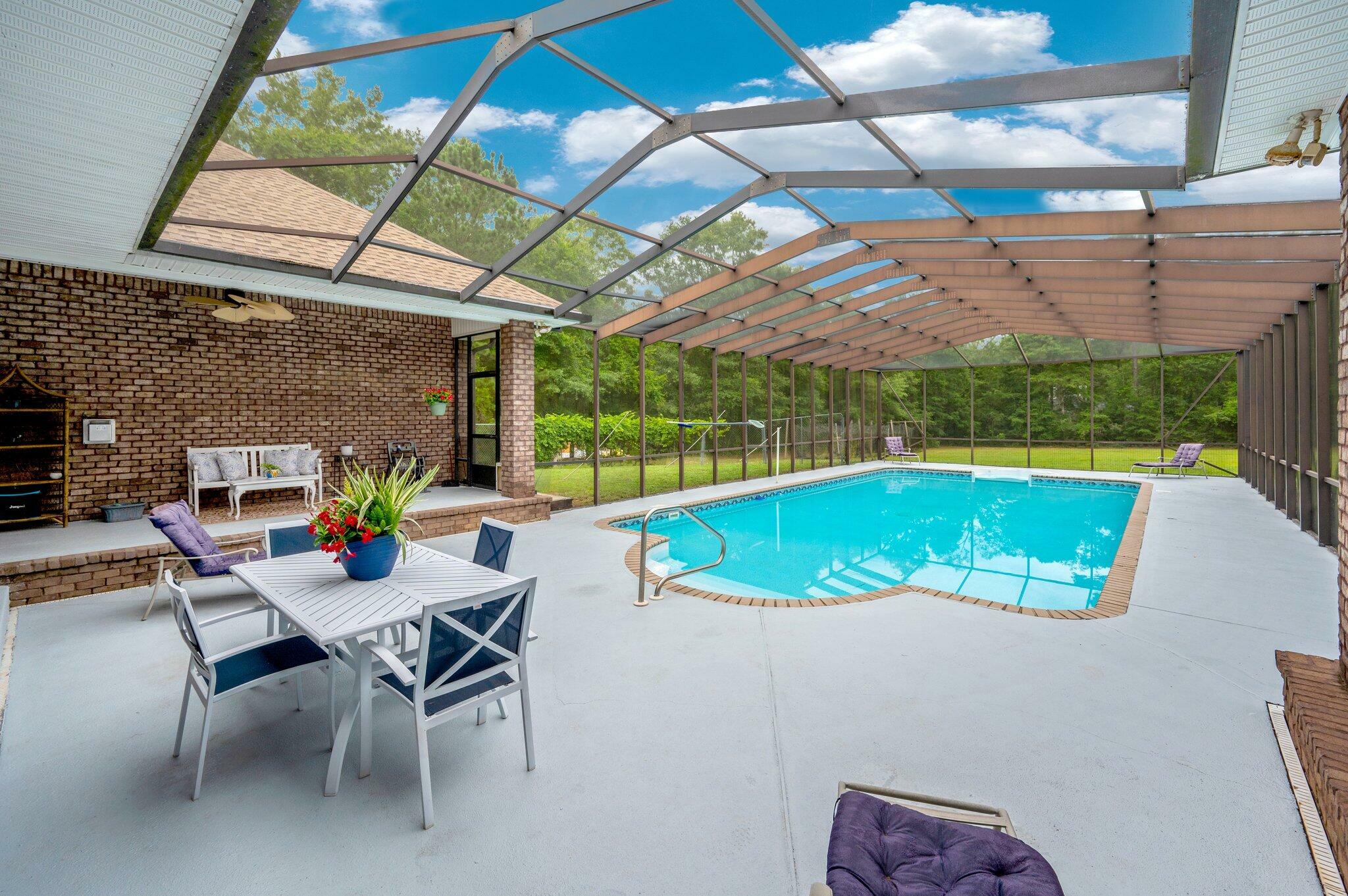 Property Photo:  2735 Lake Silver Road  FL 32536 