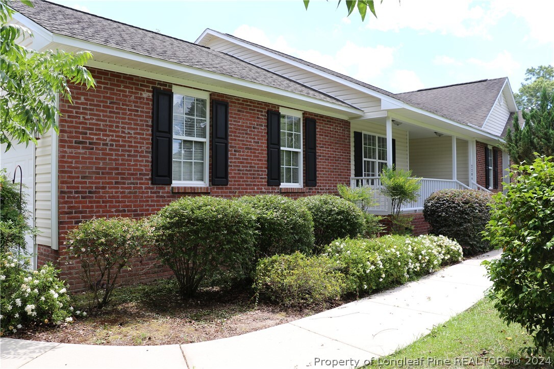 Property Photo:  2206 McMillan Avenue N  NC 28358 