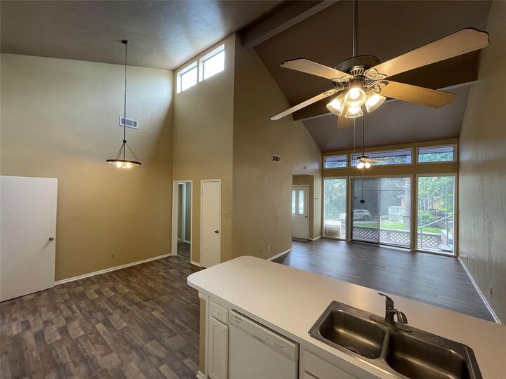 Property Photo:  17 April Point Drive N  TX 77356 