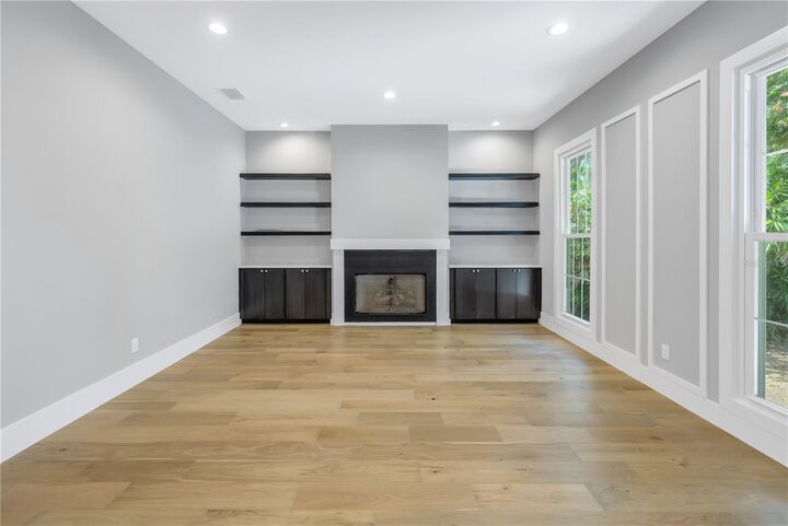 Property Photo:  4618 W Sylvan Ramble Street  FL 33609 