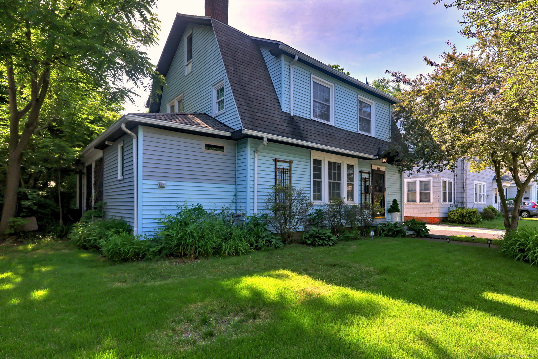 Property Photo:  114 Carleton Street  CT 06517 