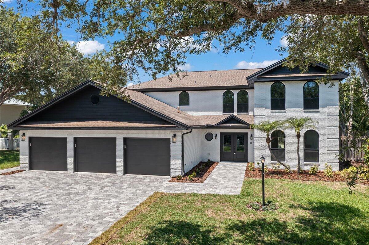 Property Photo: 729 Hummingbird Drive FL 32903