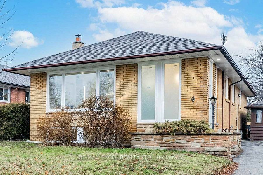 Property Photo:  6 Glaive Dr  ON M1P 1X6 
