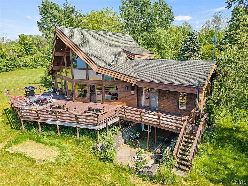 Property Photo: 58 Lakeshore Road NY 13126