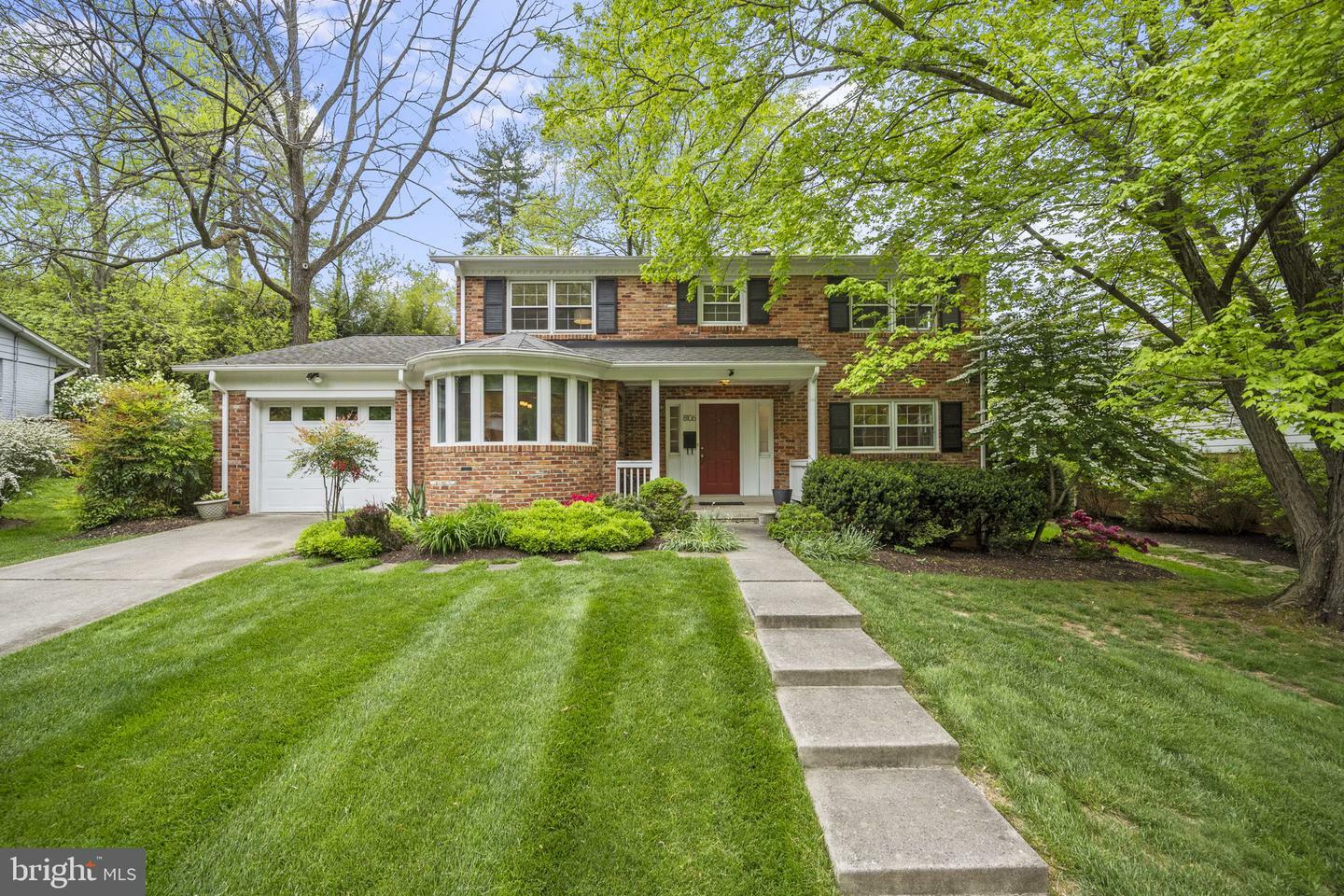 Property Photo: 8106 Whittier Boulevard MD 20817