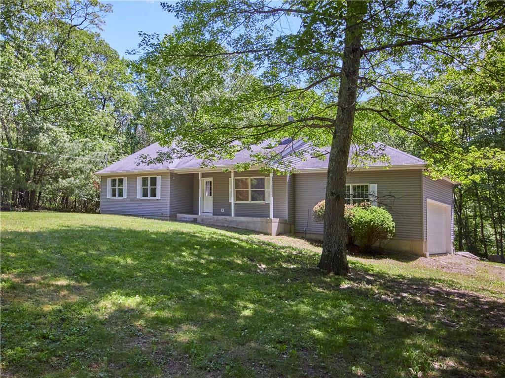 Property Photo: 495 E Mountain Road N NY 10516