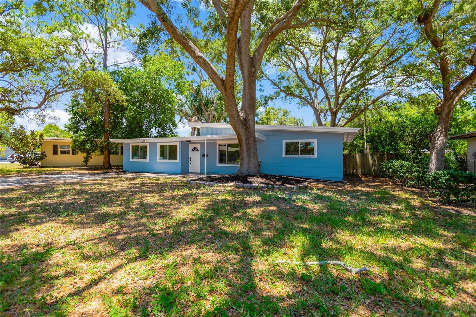 Property Photo: 5055 31st Ave N FL 33710