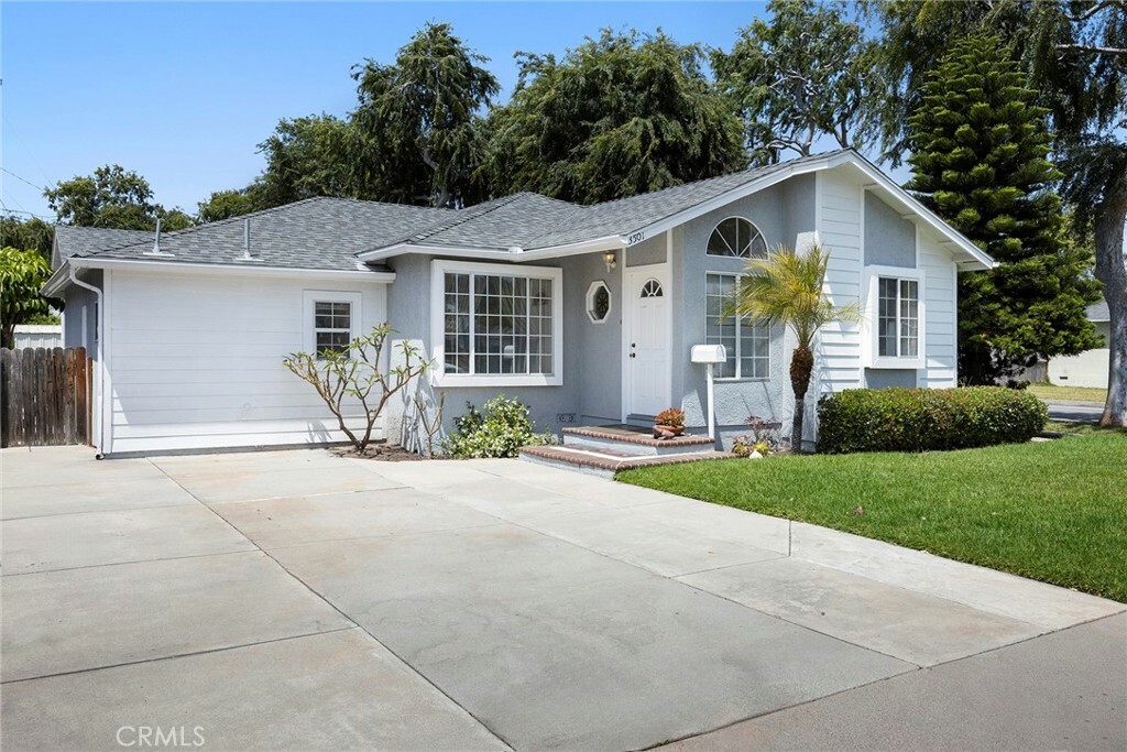 Property Photo:  3501 W Oak Ave  CA 92833 