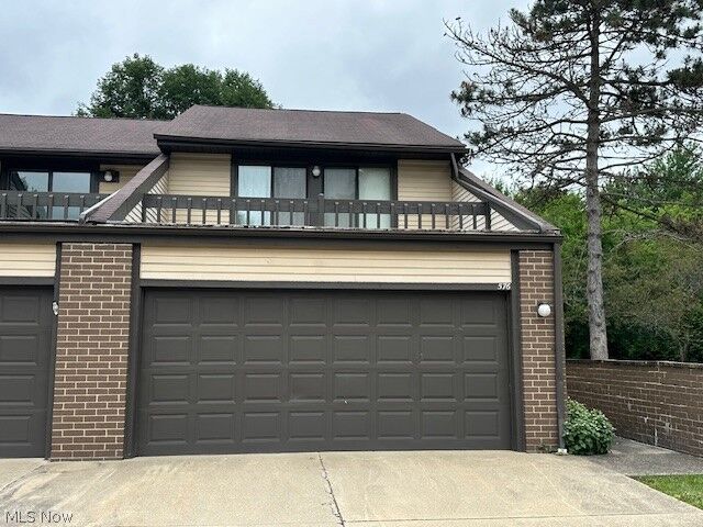 Property Photo:  576 Wilkes Lane  OH 44143 