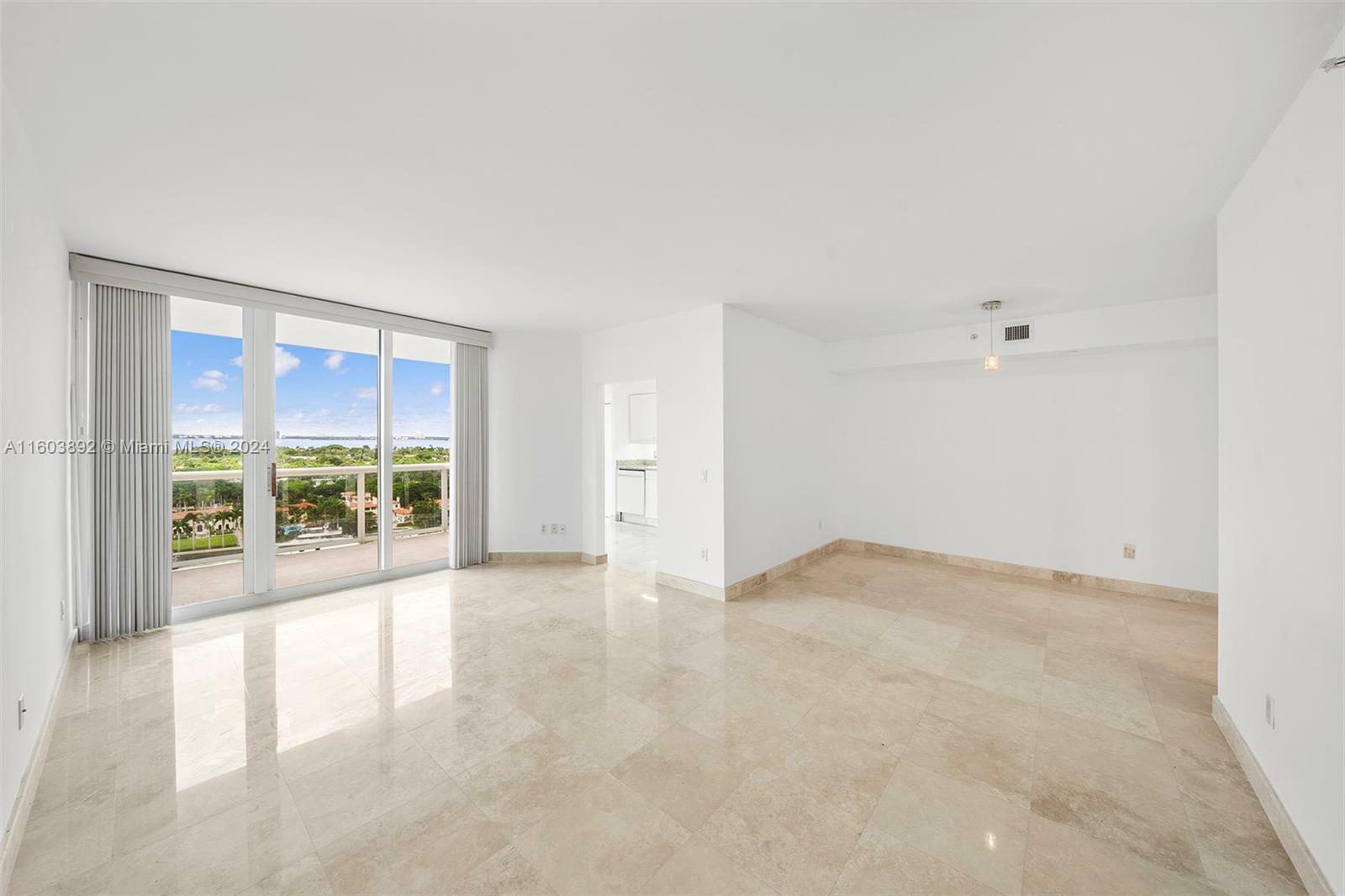 Property Photo:  4779 Collins Ave 1606  FL 33140 