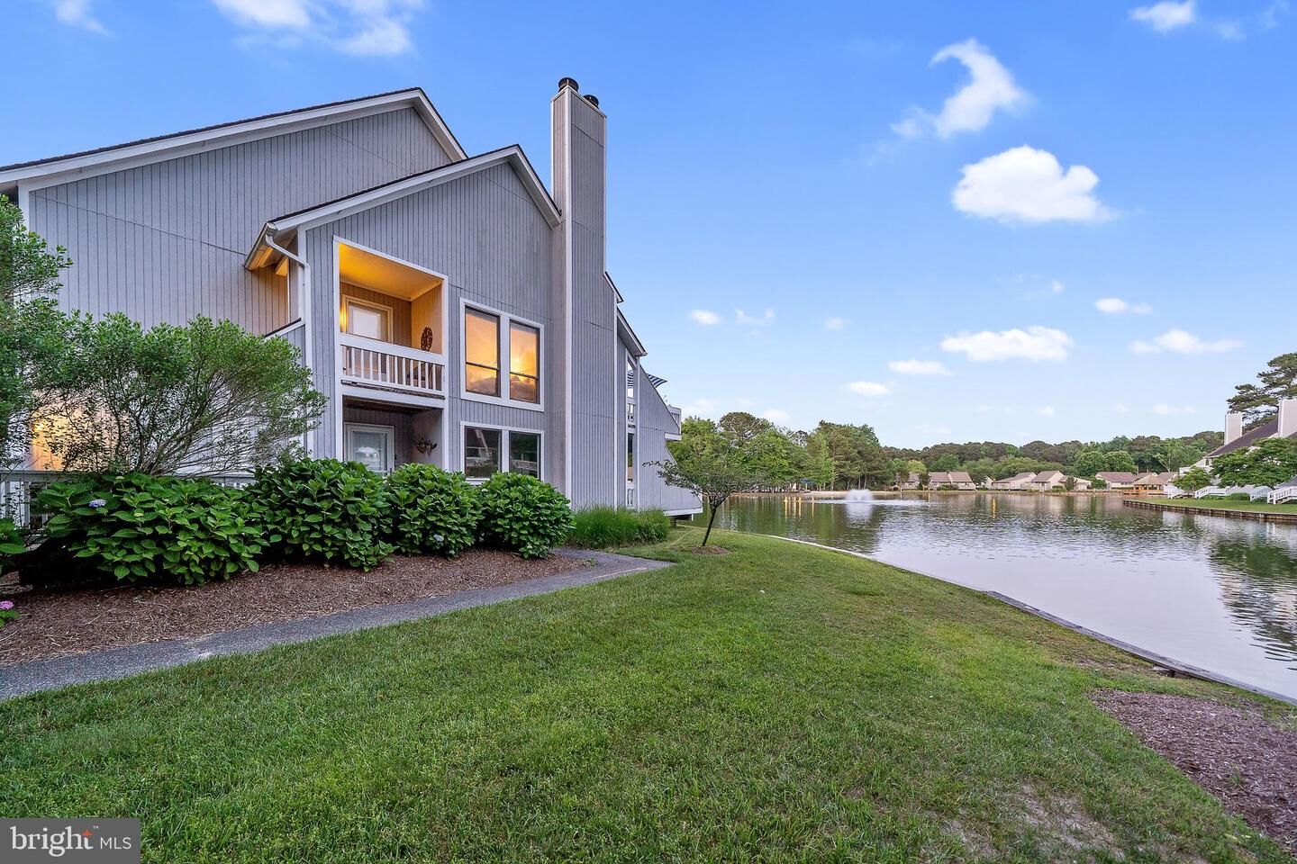 Property Photo: 39254 West Lake Court 2007 DE 19930