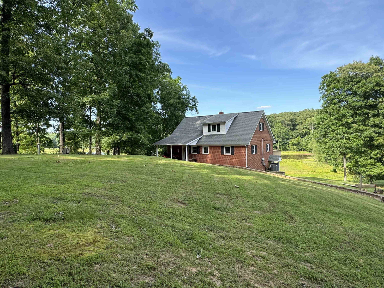 Property Photo:  108 Springbrook Drive  TN 38305 