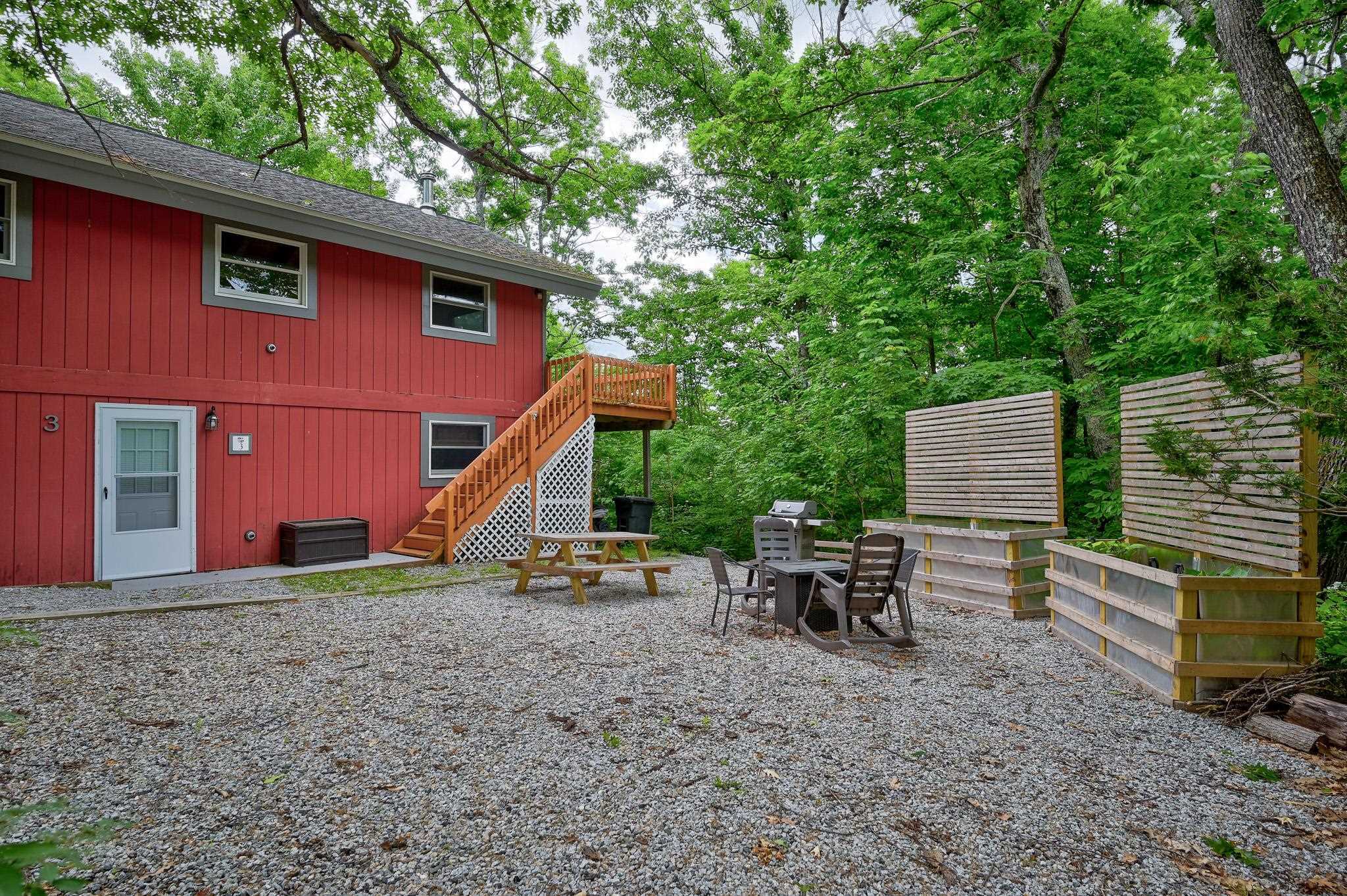 Property Photo: 3 Upper Lakeview Drive NH 03849