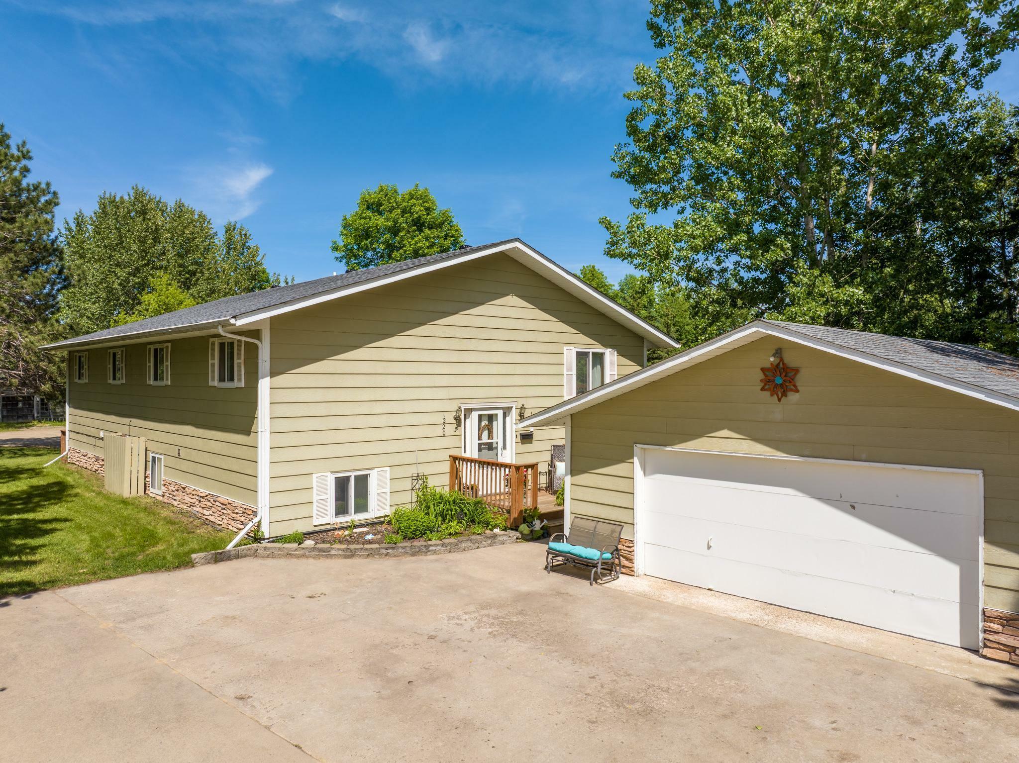 Property Photo:  1220 NW 3rd Avenue  MN 55744 