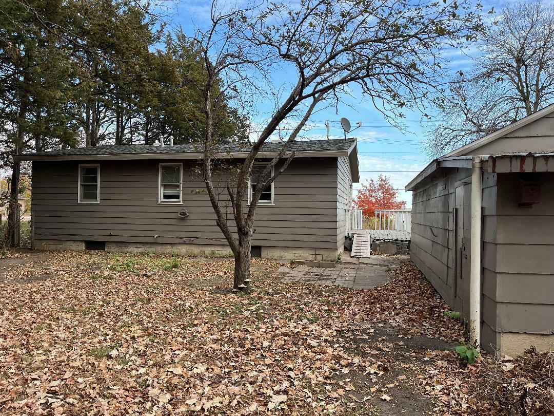 Property Photo:  245 Waite Avenue N  MN 56387 