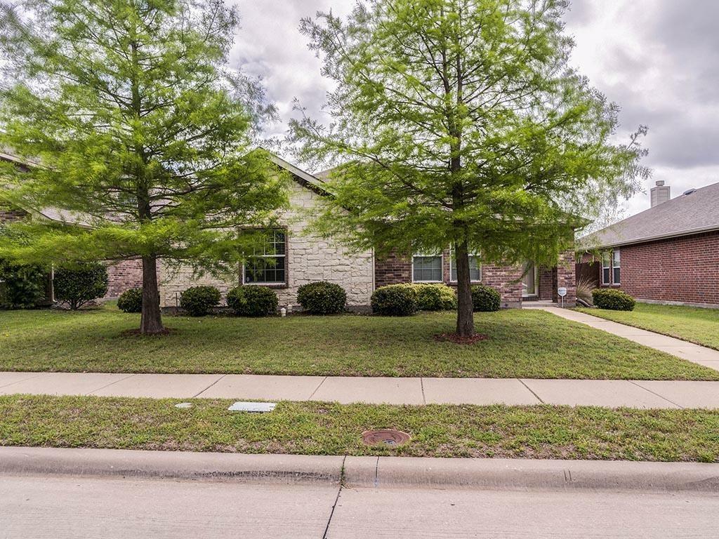 Property Photo:  1710 Terrell Drive  TX 75002 