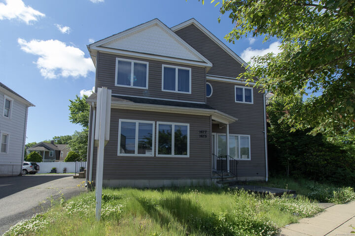1675 Barnum Avenue  Stratford CT 06614 photo