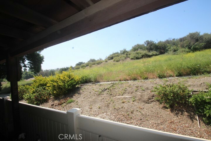 Property Photo:  26287 Rainbow Glen Drive  CA 91321 