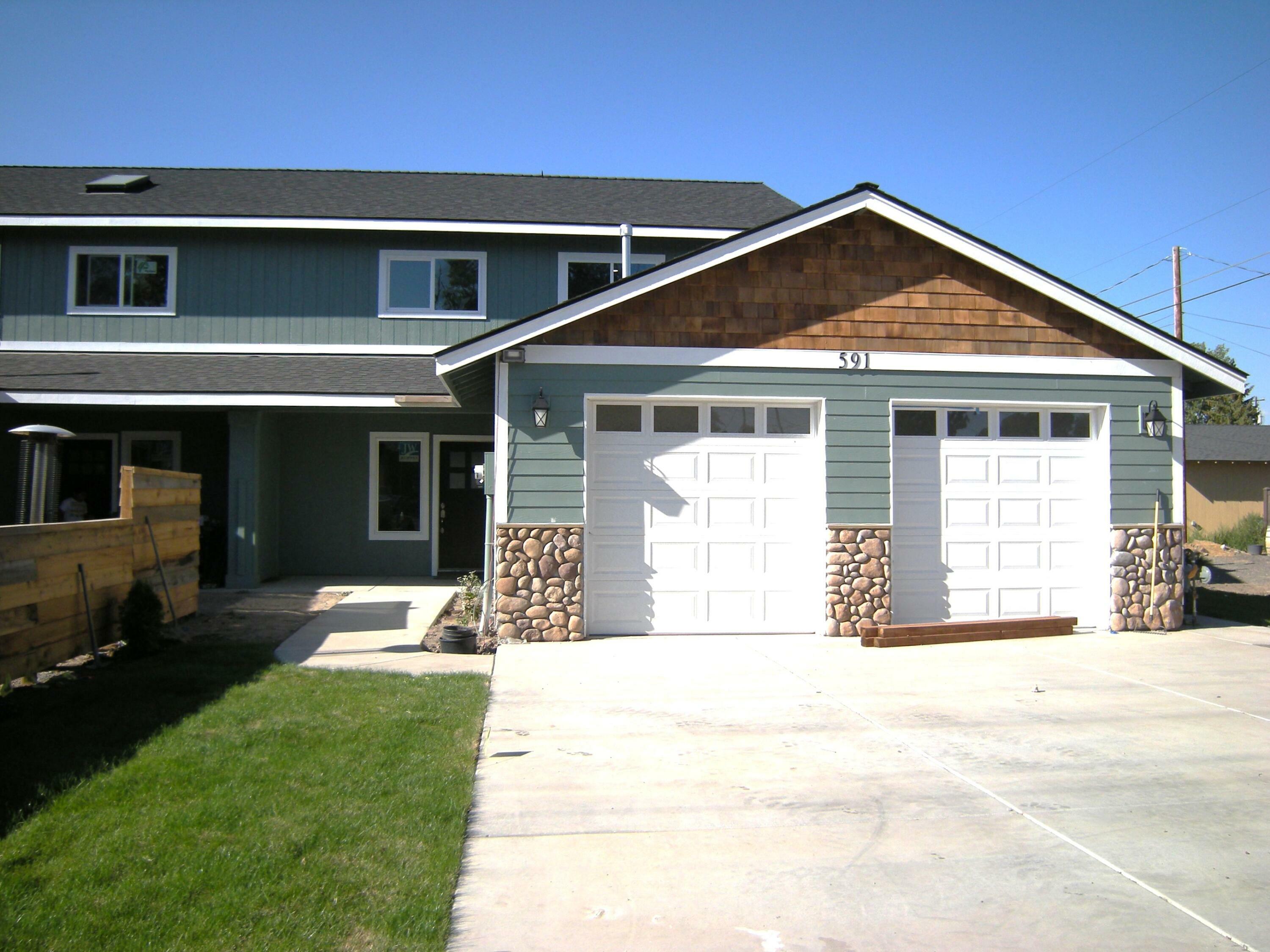 591 NW 8th Street  Prineville OR 97754 photo