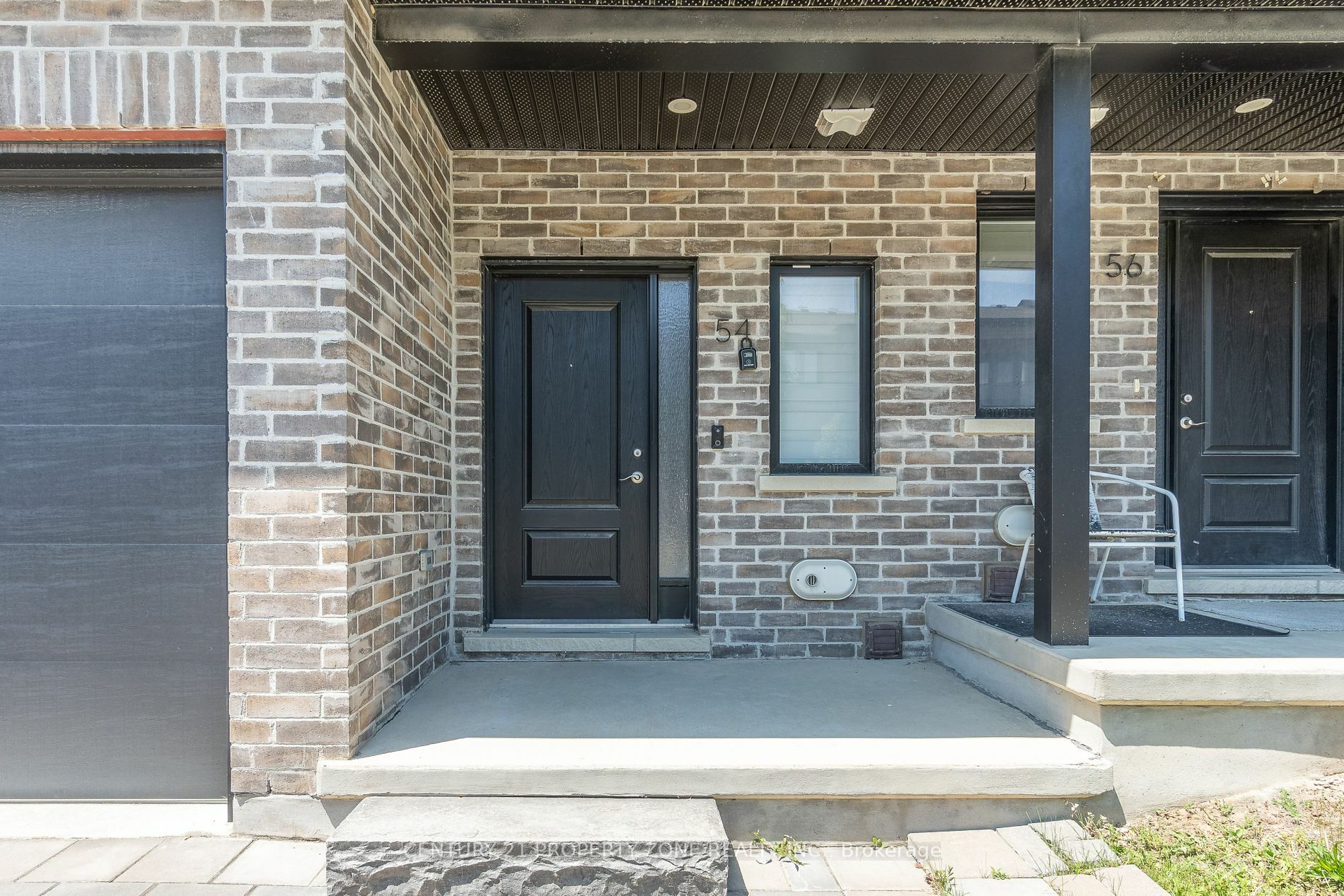 Property Photo:  811 Sarnia Rd 54  ON N6H 5J9 