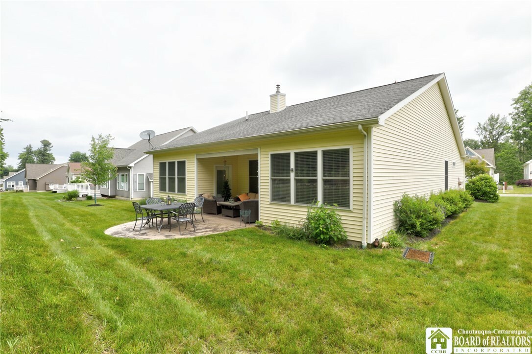 Property Photo:  2047 Ashmar Lane  NY 14701 