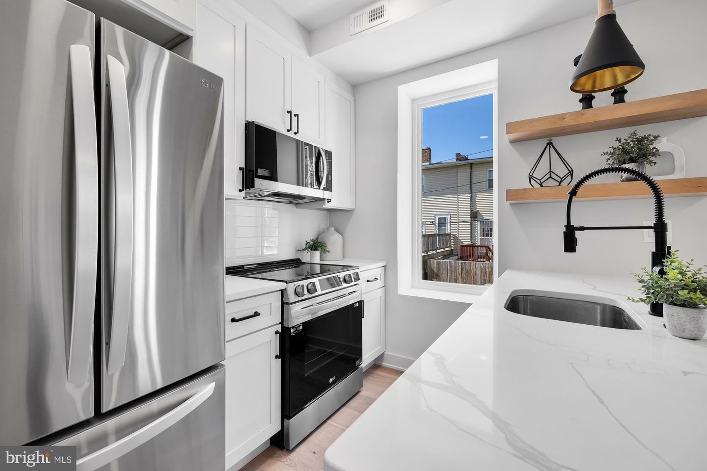 Property Photo:  623 Kennedy Street NW 4  DC 20011 