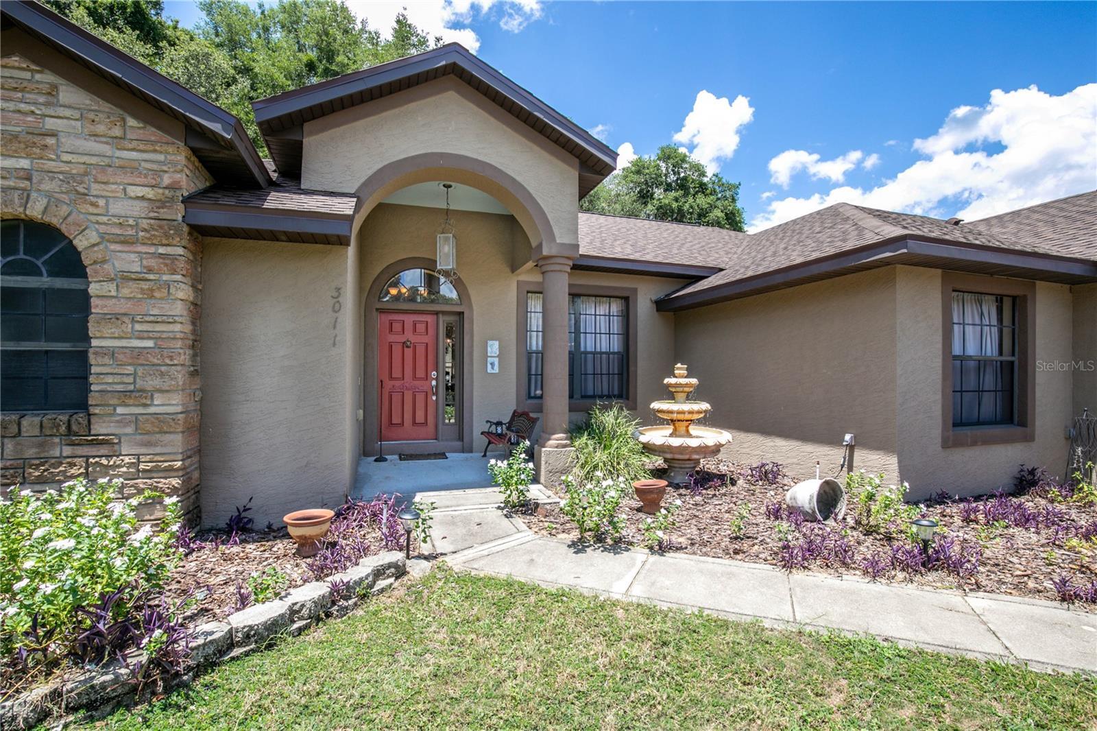 Property Photo: 3011 Indian Trail FL 32726