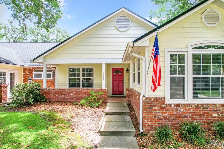 Property Photo:  1394 S Ridge Lake Circle  FL 32750 