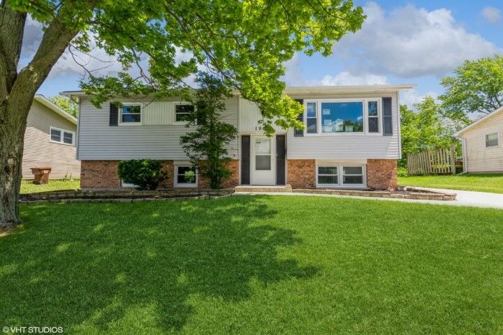 Property Photo:  19021 Willow Avenue  IL 60478 