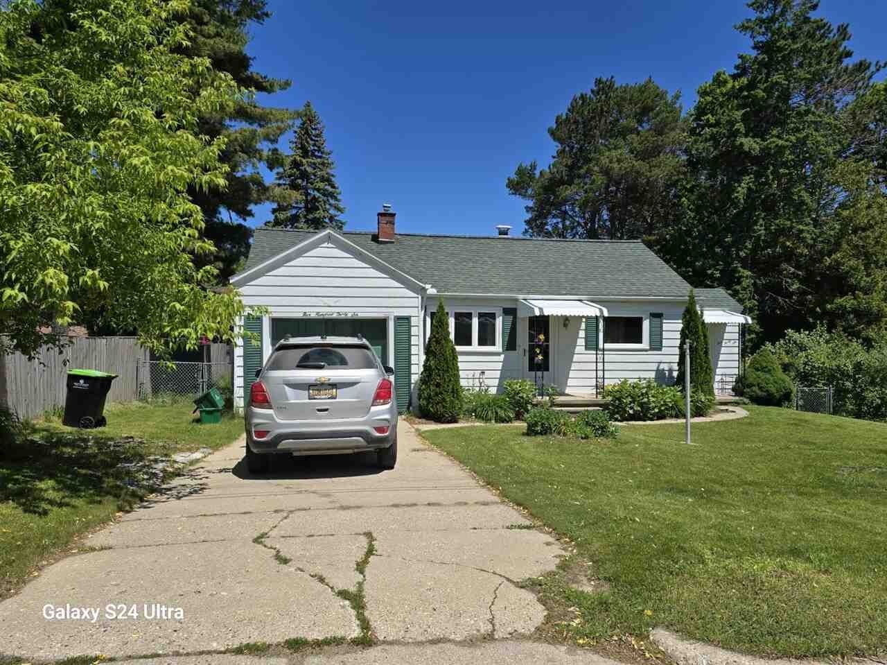 Property Photo:  536 Lawrence  MI 49770 