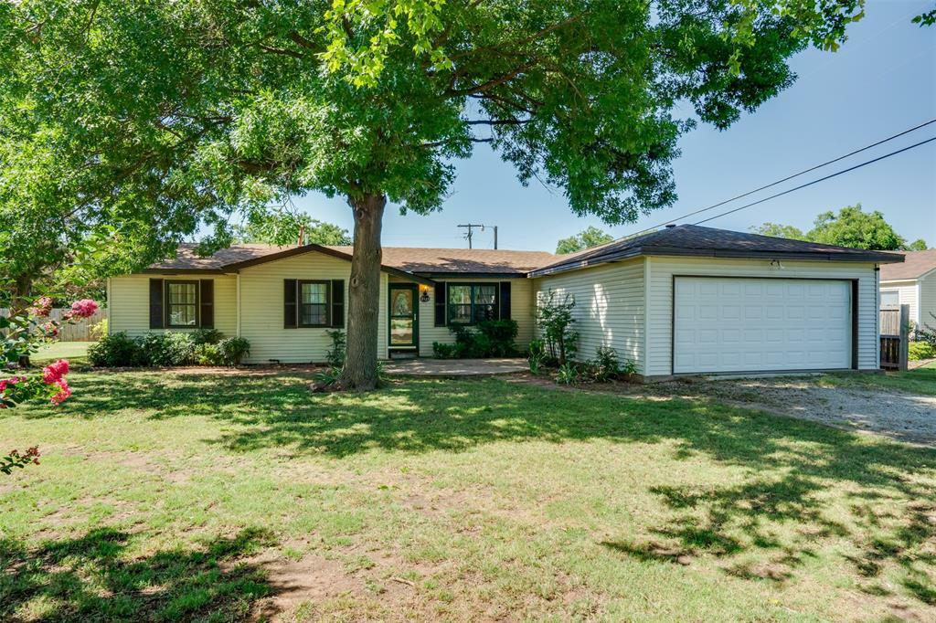 Property Photo:  3139 Southeast Drive  TX 76306 