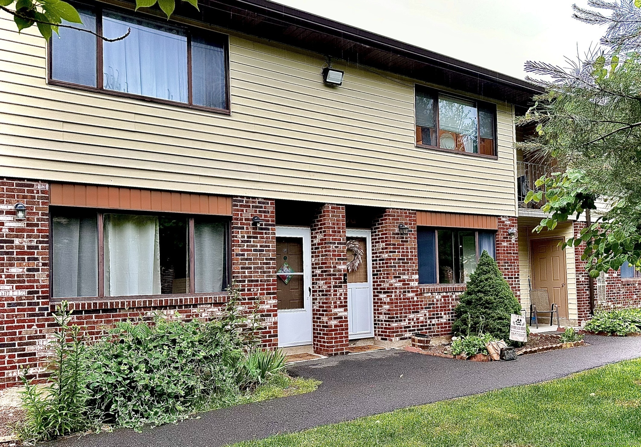 55 Thompson Street 3G  East Haven CT 06513 photo